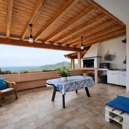 Vakantiehuis House Eden Sea View Wi-fi *